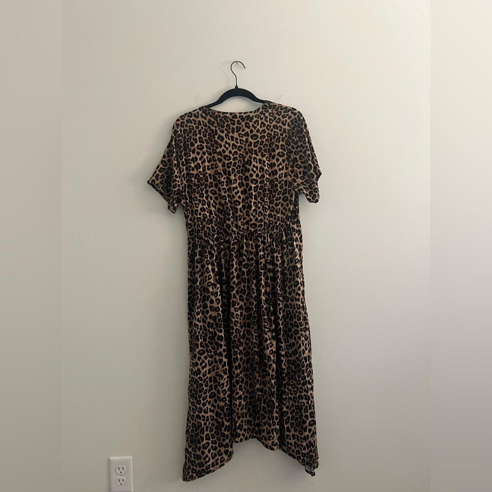 Torrid Leopard Print Challis Midi Dress 1X NWT Animal Print V-Neck - Picture 6 of 6